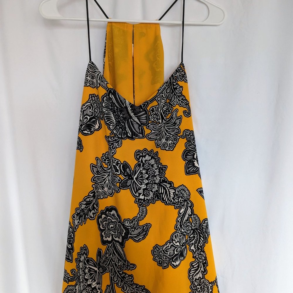 EXPRESS Barcelona Cami Medium Spaghetti Straps Mustard Yellow Black White